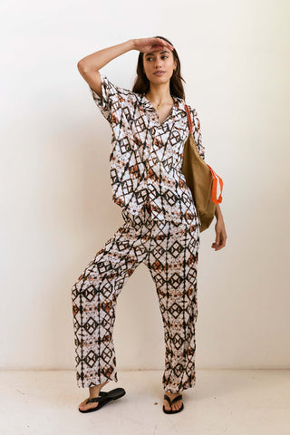 Lenny Set in Earthy Geo