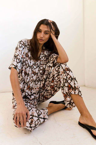 Lenny Set in Earthy Geo